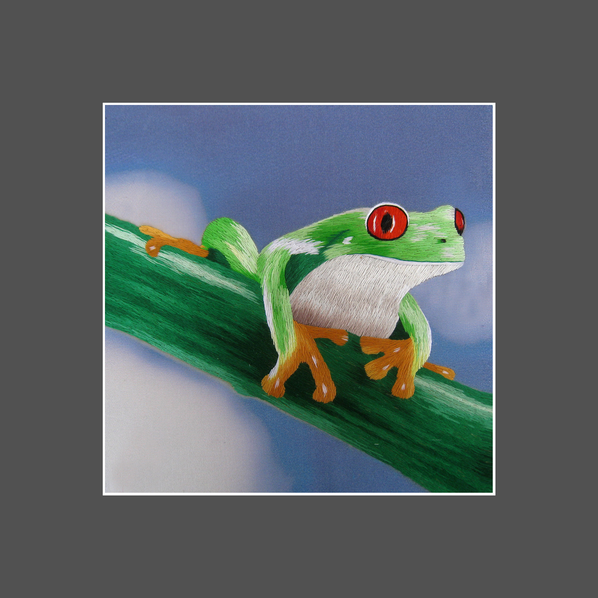 34215 Frog - Image 3