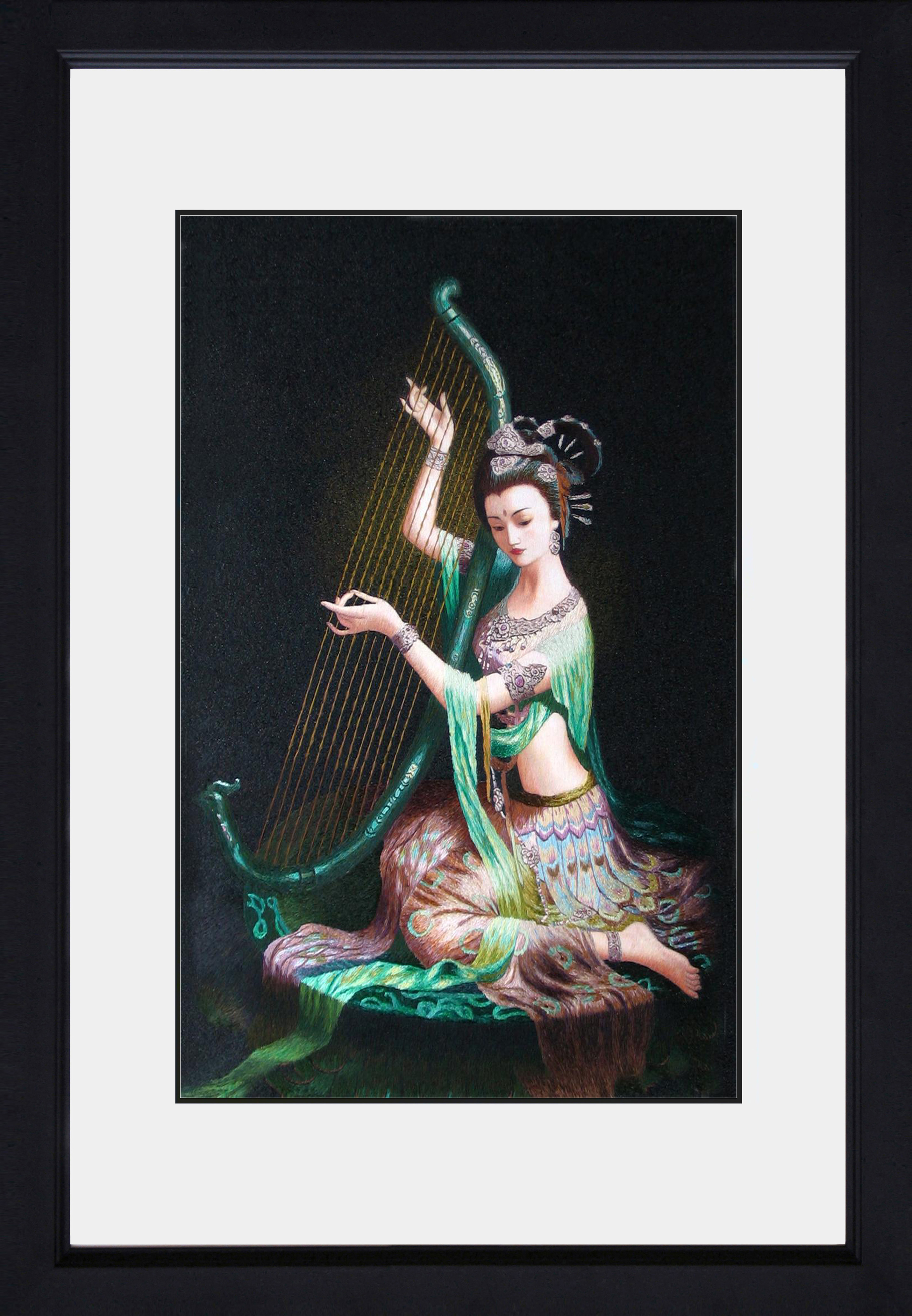 75013 Lady Peacock Playing The Harp - Image 2